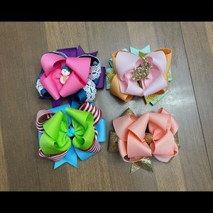 Four 5” triple bows